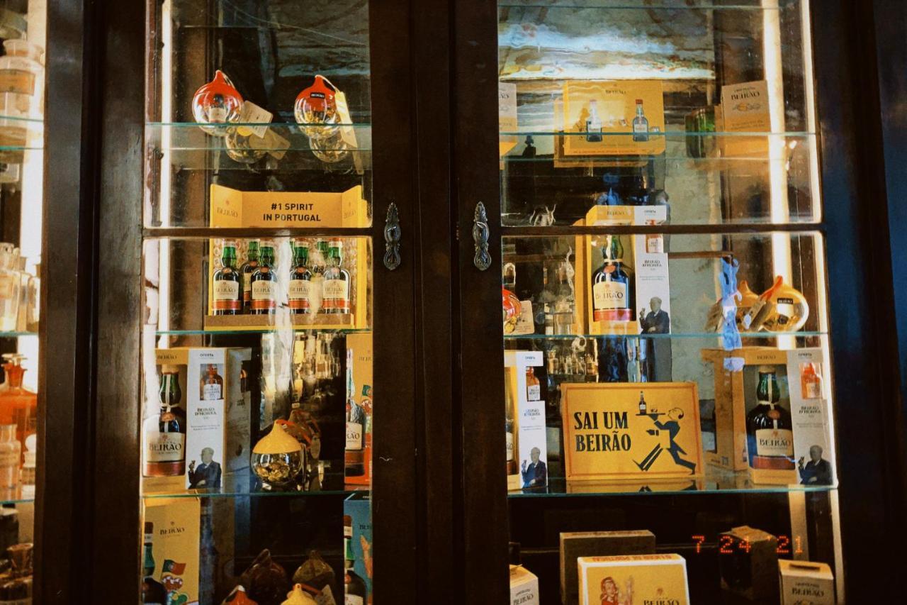Pharmacia Guesthouse Coimbra Luaran gambar